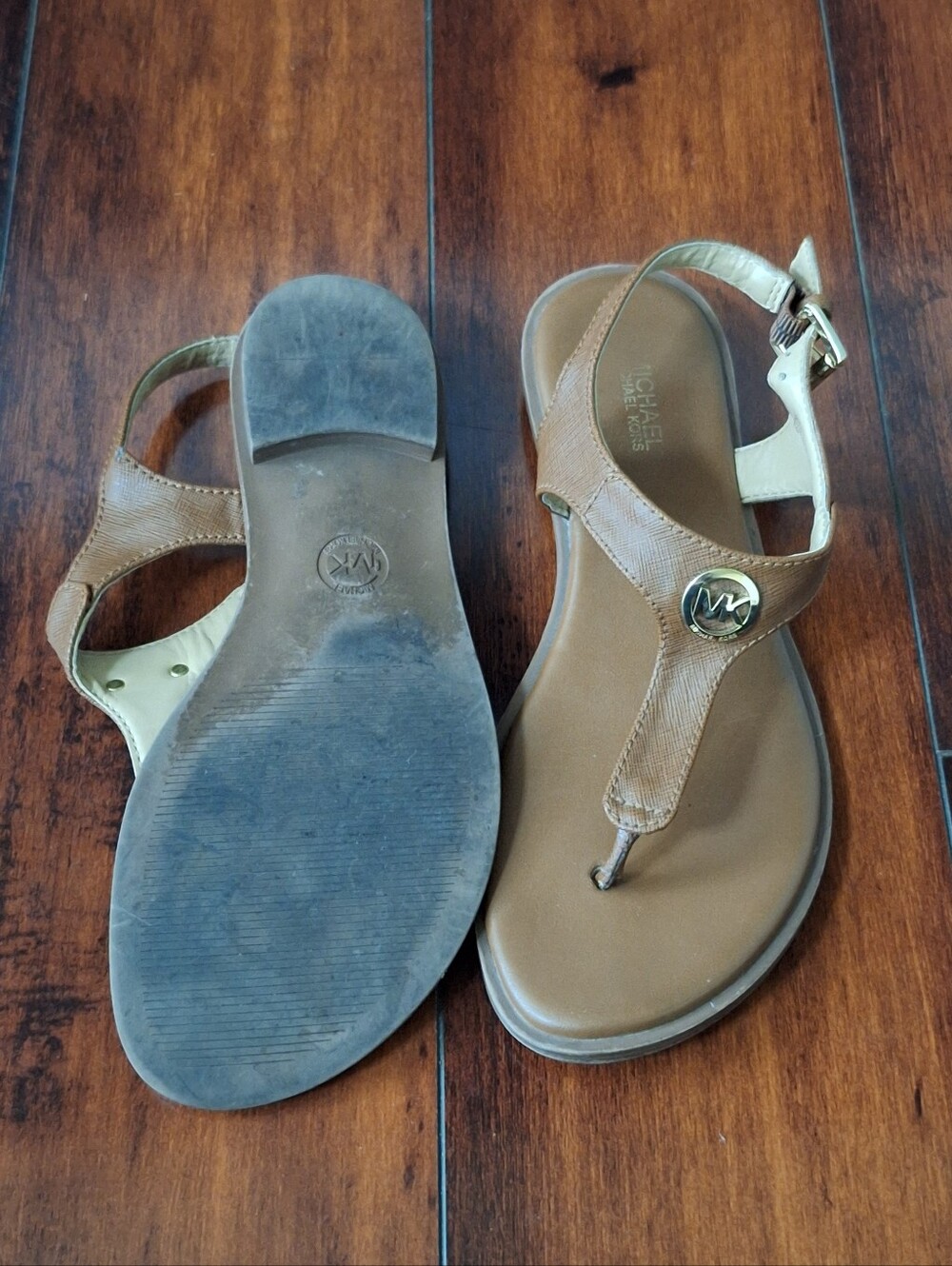 Michael Kors Brown T-Strap Sandals – Size 6M - Picture 7 of 7